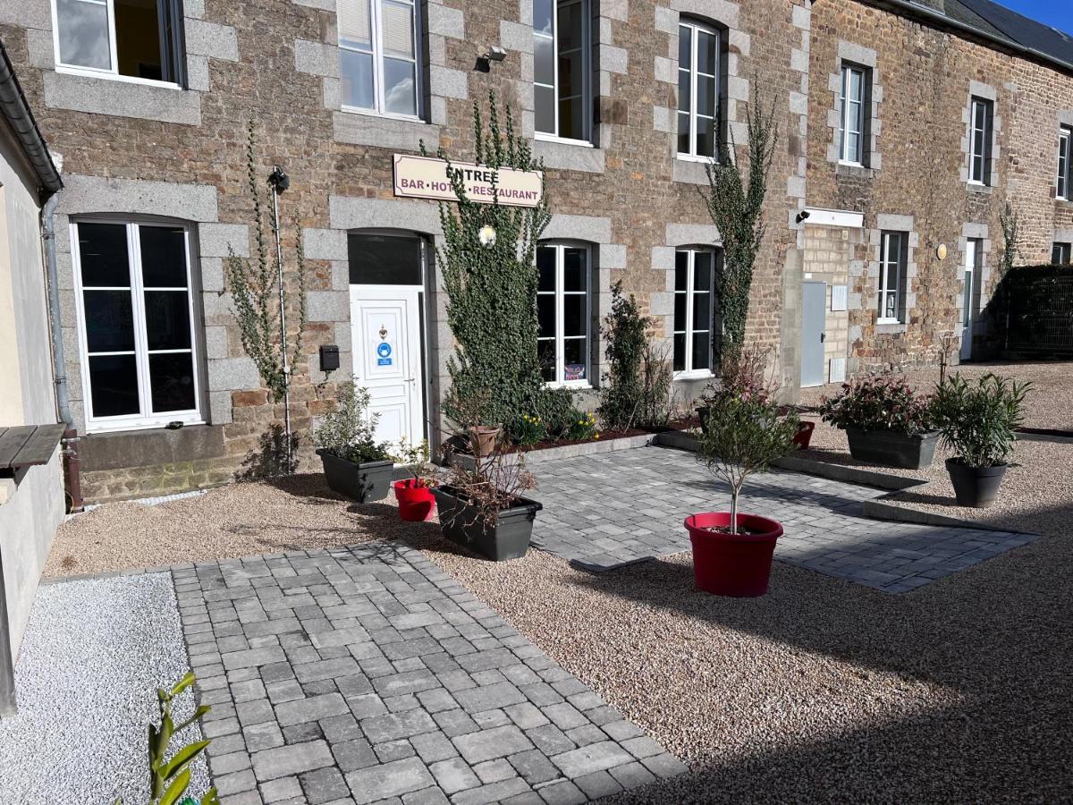 Au Pere Tranquille Hotel Tinchebray-Bocage Bagian luar foto